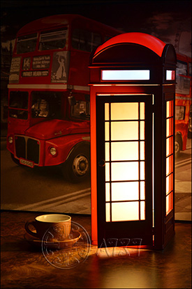 Светильник в стиле анлийской телефонной будки